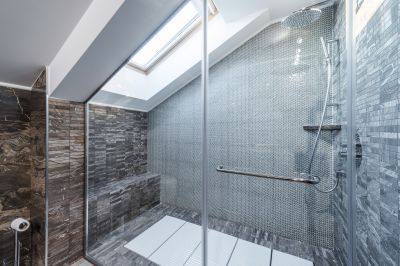 Sleek Glass Shower
